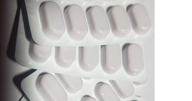 Ką reikia žinoti vartojant antibiotikus